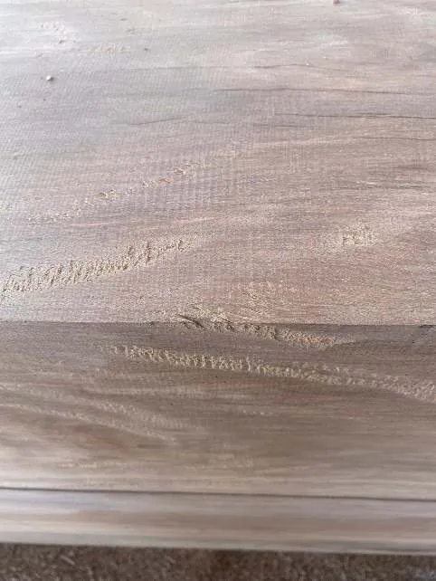 Close-up of the grain of the keel timber