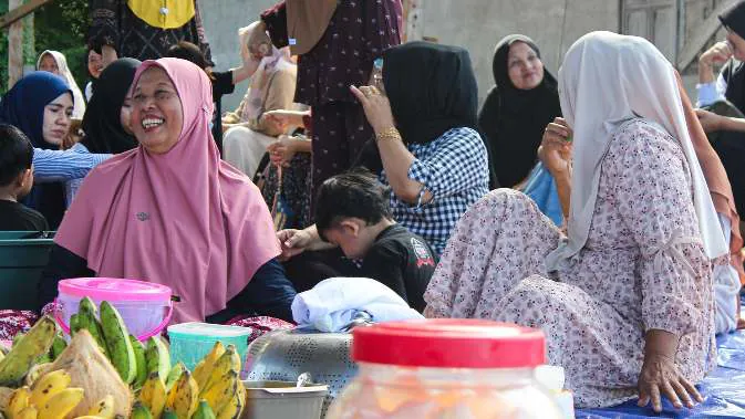 Women from the community gathered at the ceremony