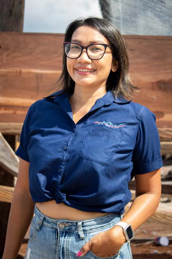Wulan Sane in a WAOW shirt at the shipyard