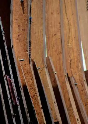 Close-up of the ribs of the hull