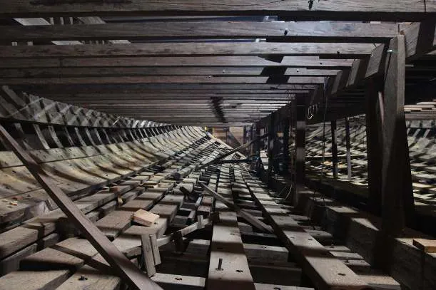 The frames and floor beams of the lower deck seen lengthwise